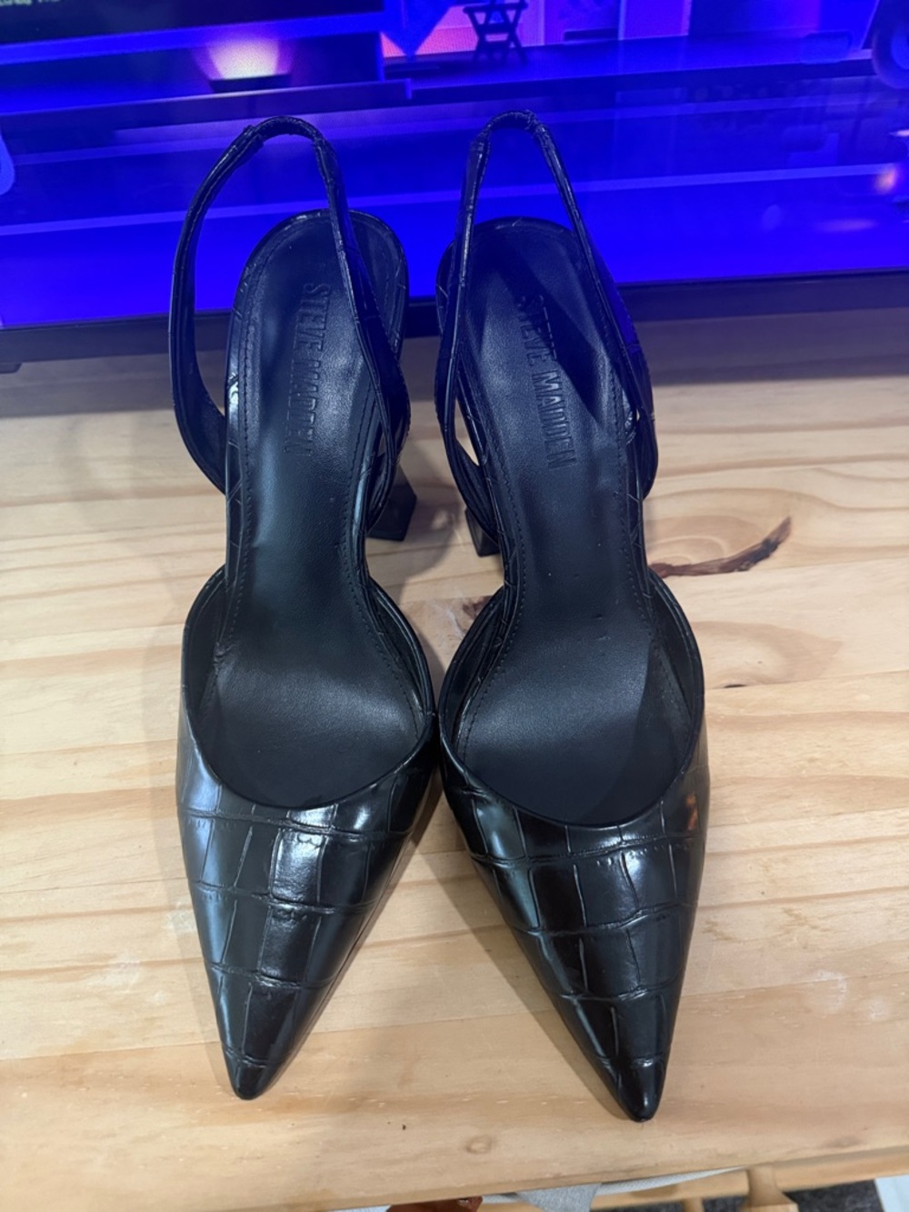 Steve Madden Pointed Pump